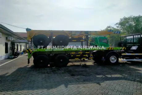 Jasa Pembuatan Ekor Trailer 20 Feet Lantai Murah PT. Bumidipta Nirwana